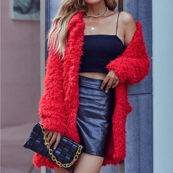 Luxe vegan fur coat - Picture 5 of 7